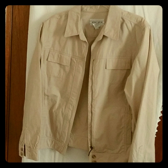 Jacket - Picture 1 of 2